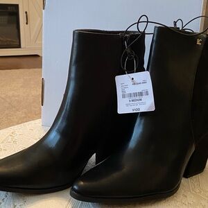 New Liz Claiborne Utopia Boots Size 9
